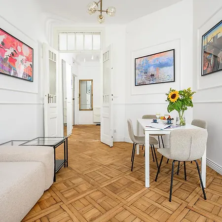 Shortstaypoland Vintage 21 Варшава