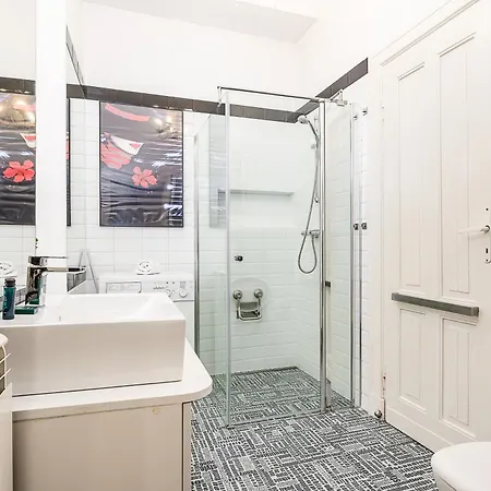 Shortstaypoland Vintage 21 Apartman